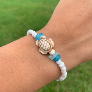 Deep sea turtle bracelet